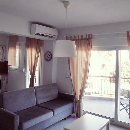 Melistalia Appartment 1 ネア・ミカニオーナ エクステリア 写真
