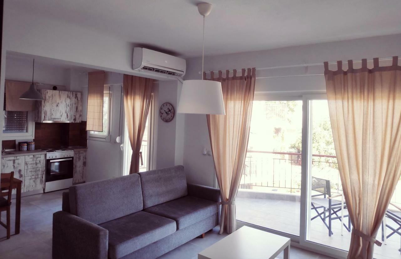 Melistalia Appartment 1 ネア・ミカニオーナ エクステリア 写真
